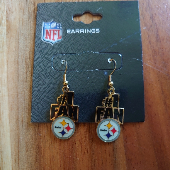 New w/tags NFL Pittsburgh Steelers Earrings - Picture 4 of 5